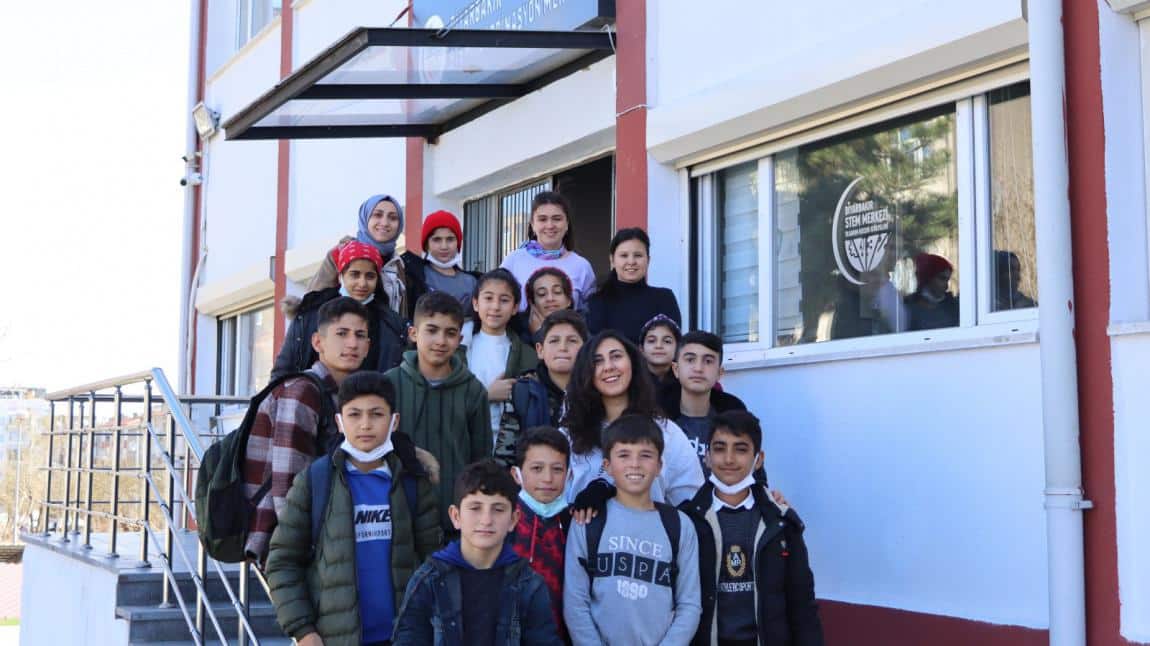 Öğrencilerimizle Diyarbakır STEM Merkezini Ziyaret Ettik